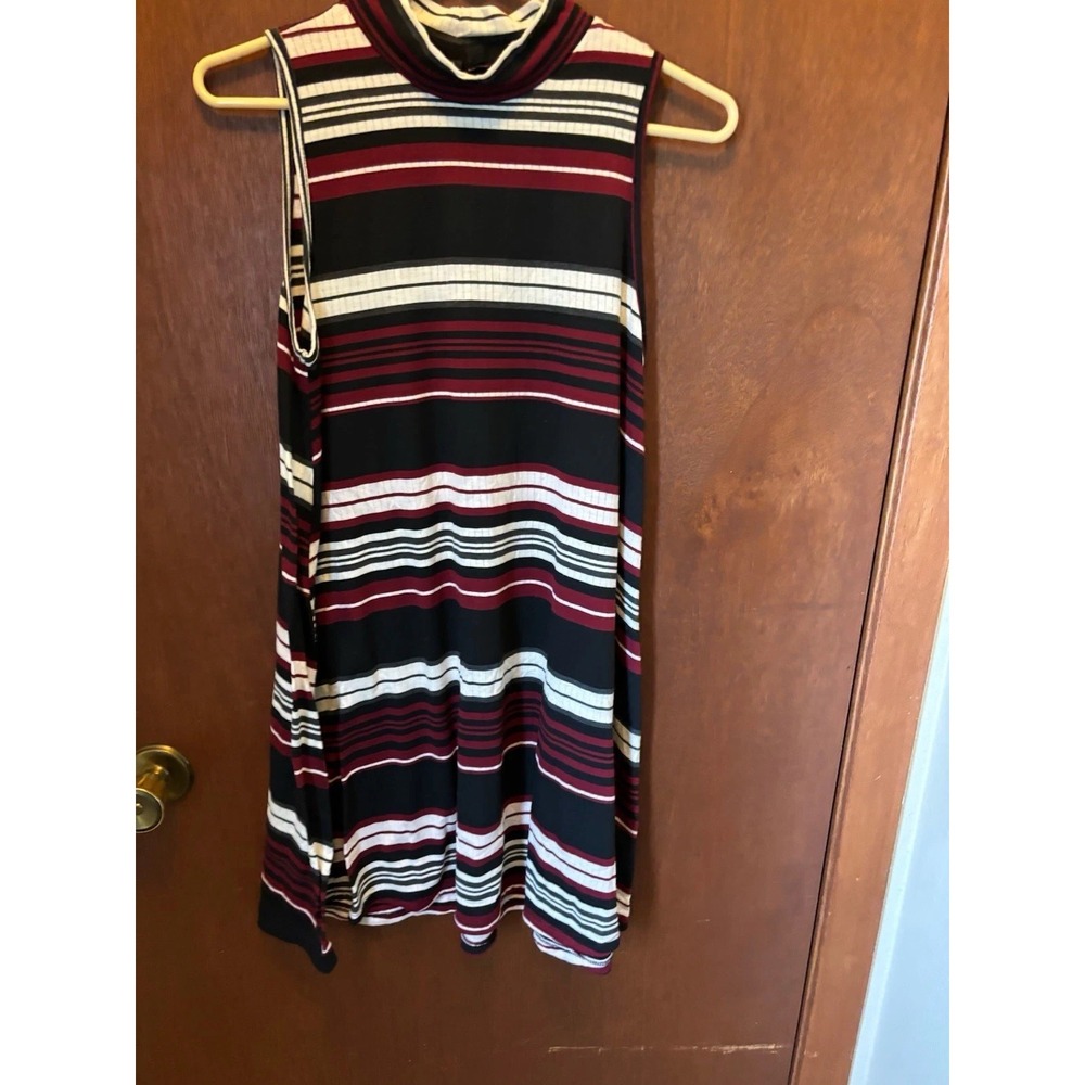 Dotted Size M  Dress
A19
